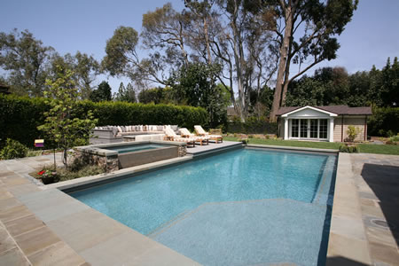 Palos Verdes Estates Pool with Elevated Spa 1