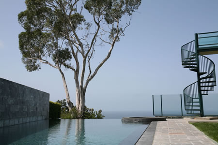 Palos Verdes Estates Vanishing Edge Pool with Spa 1