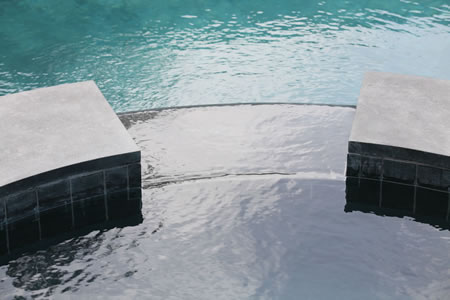 Palos Verdes Estates Vanishing Edge Pool with Spa 3